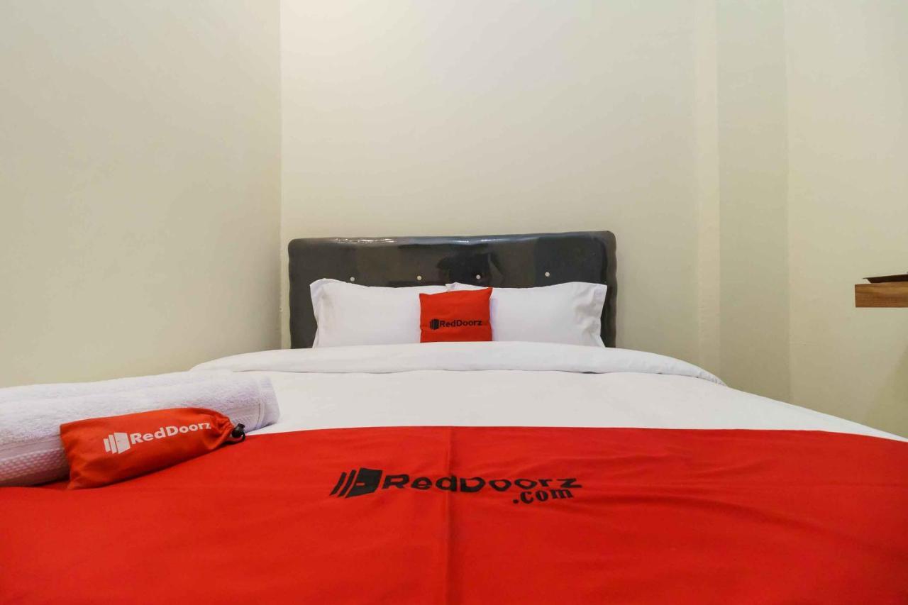 Reddoorz Syariah Near Lubang Jepang Bukittinggi Ξενοδοχείο Εξωτερικό φωτογραφία